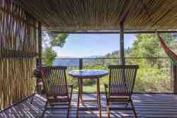Absorb breathtaking views in SANDSTONE Honeymooner!