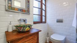 Ensuite bathroom