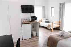 Family Room with three Twin Beds 