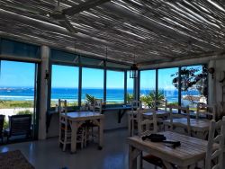 Breakfast Room1