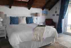 Lookout Queen Bed