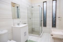 Studio unit bathroom