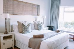 Greenhole Cottage Main Bedroom