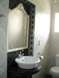Room 2 Bathroom