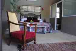 Honey Moon Room 