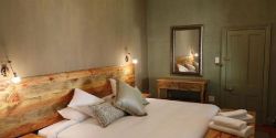 Interleading Room