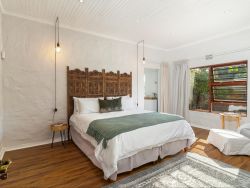 Yellowwood Room