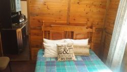 isiKoma Koma Unit 1 - Double bed