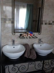 Executive Bathroom 1