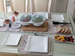 Hot breakfast option 1