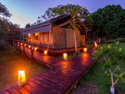 Luxury tent