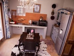 2 Sleeper Cottage (King)