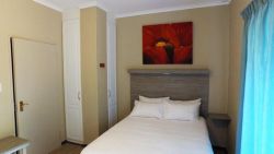 Room#2
Double bed 