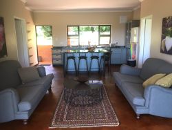 Two Bedroom Cottage - Sitting area, dinning and kitchen