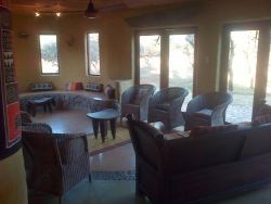 Tata Somba Lounge
