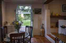 Vine Cottage Dining area