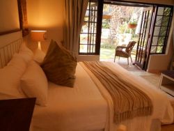 Rose Garden bedroom/lounge