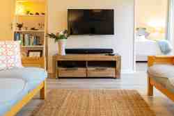 Flatscreen TV with full package Satellite DStv