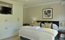 Deluxe Superior Room