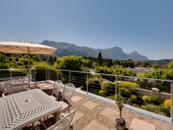 Roof Terrace overlooking the greenbelt and the Constantiaberg