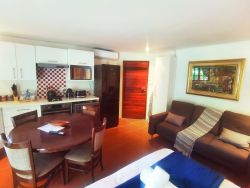 Queen suite room 5