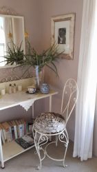 Bedroom detail