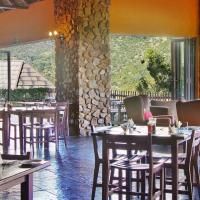 Restaurants: breakfast, lunch and supper