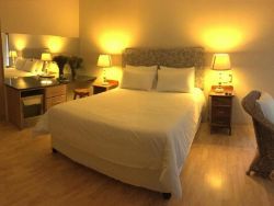 Queen Suite with Sea View
