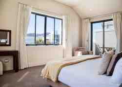 Main Bedroom - King size bed