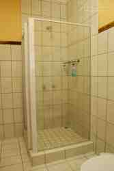 Pet Friendly Apartment Bathroom