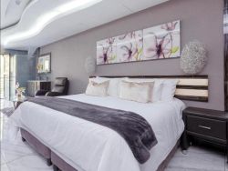 Deluxe Bedroom