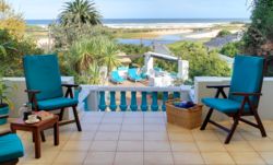 Enjoy the views of Wilderness beach from Mont Fleur and still be able to walk to the 18 km soft sandy beach in a matter of minutes!