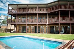 Muzuri Apartments