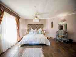 Main Lodge King Room