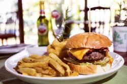 Delightful meals from an a la carte menu