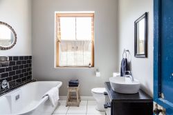 Nerf-Af Cottage Main Bathroom.