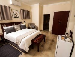 Deluxe Room (Wheelchair Friendly)