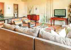 Lounge area