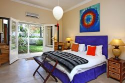 Master Bedroom - Comfortable King sized bed and air-con