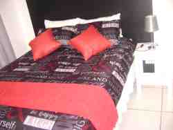 Second Bedroom - Queen Bed