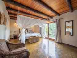 Olifant Villa Suite Bedroom 2