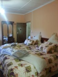 SELF CATERING 4