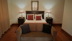 Queen Bed + Sleeper