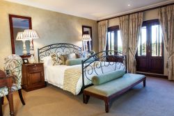 Executive Suite Room 07