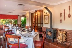Restaurant 03