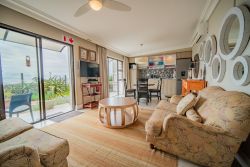 Coral - Two-Bedroom suite