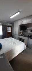 Standard Ground floor self-catering unit 1 - Bedroom