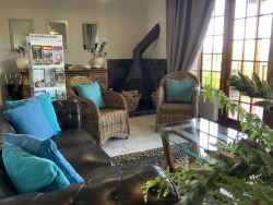 Reception - Guest seating area