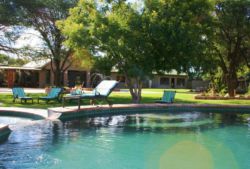 Otjiwa-Safari-Lodge-ResDest-Namibia-Otjiwarongo- Central region-Swimming pool