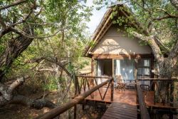 Unit Entrance-Twin Chalets